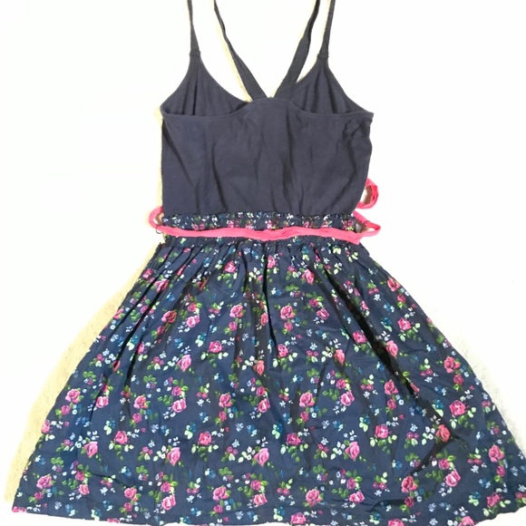 Garage summer dress with pockets - Picture 3 of 4